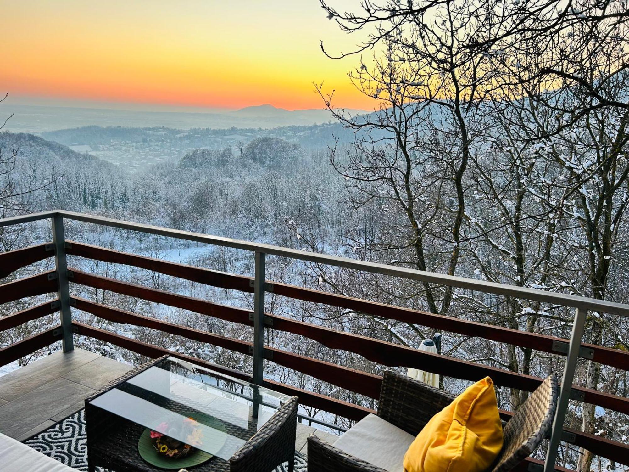 “Bear Hill” Apartments Загреб Екстер'єр фото